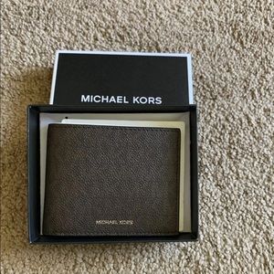 New MK wallet